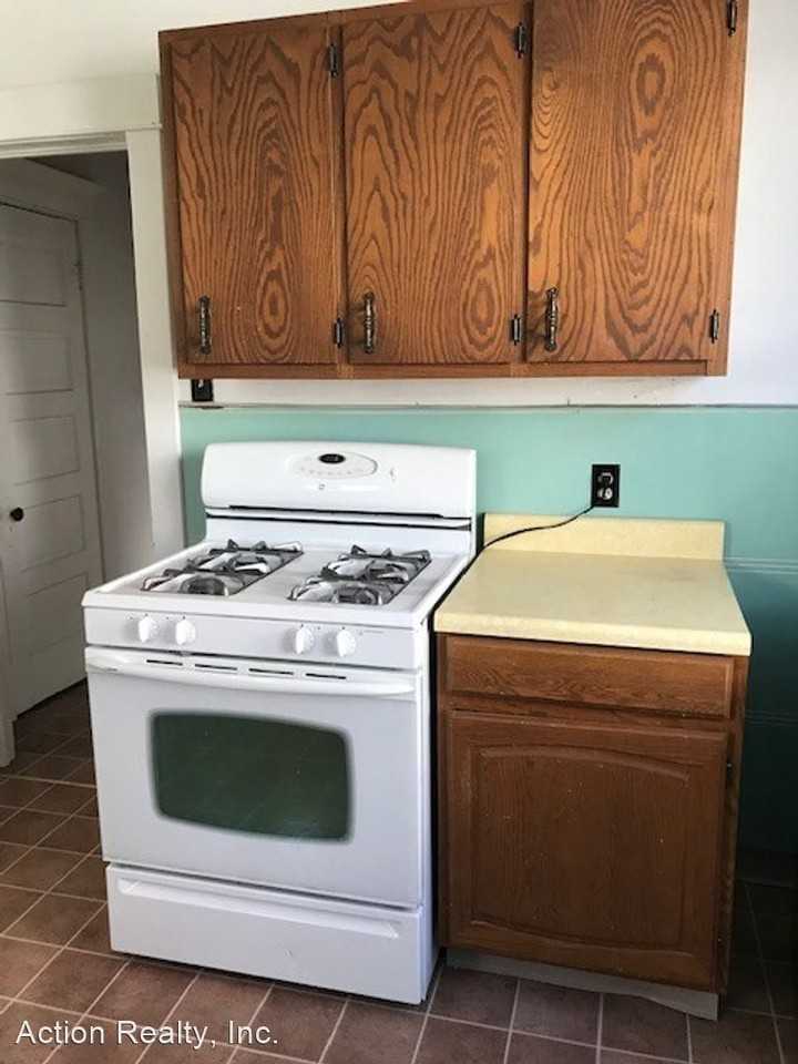 1701 1st Ave N - Photo 2 of 11