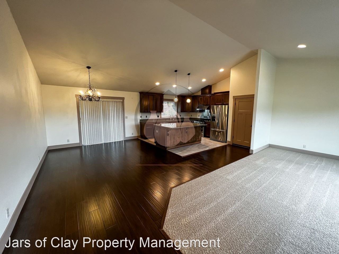 158 Rolling Hills Ave Se - Photo 3 of 30