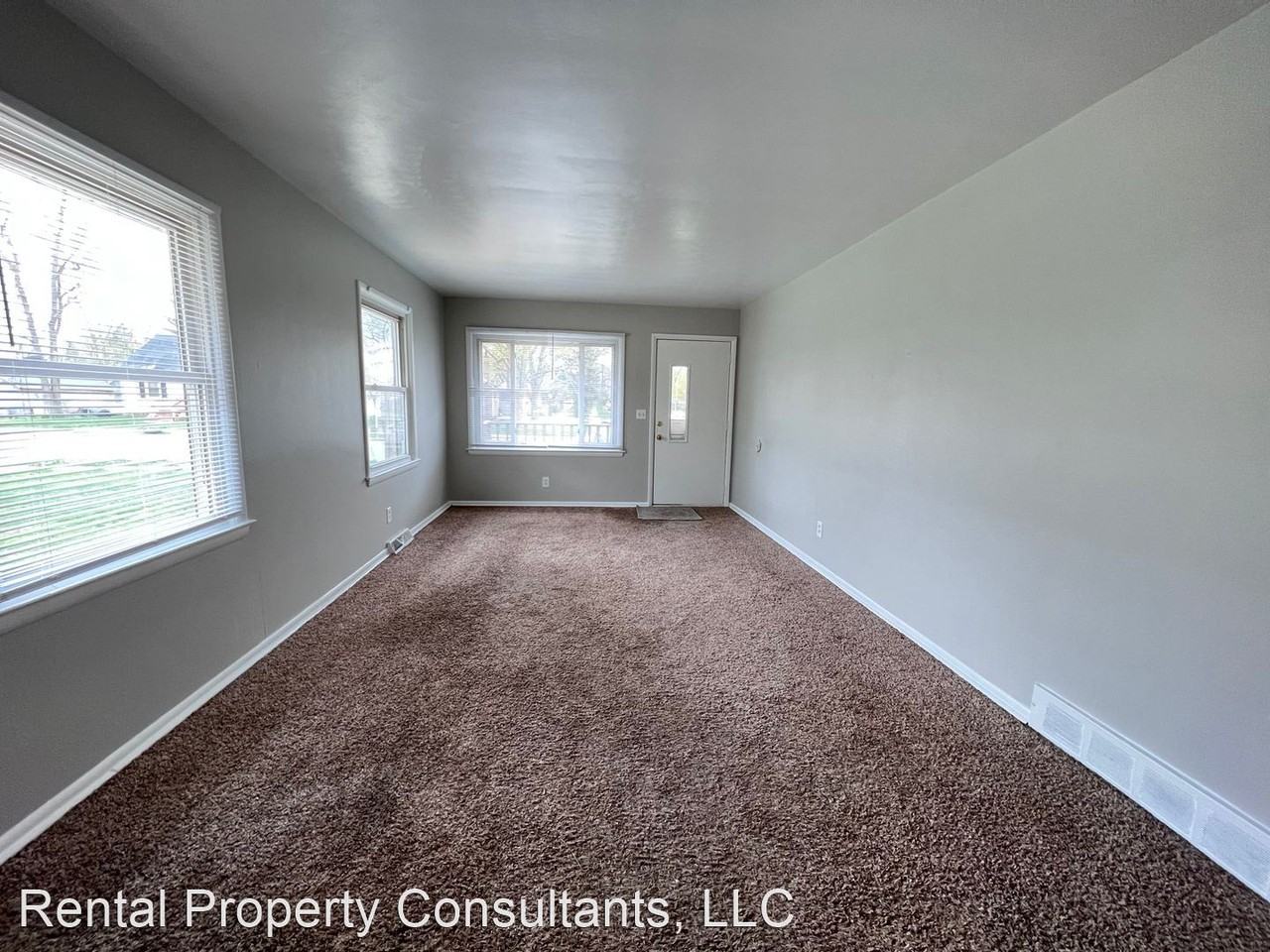 4556 Buchanan Ave Sw - Photo 2 of 13