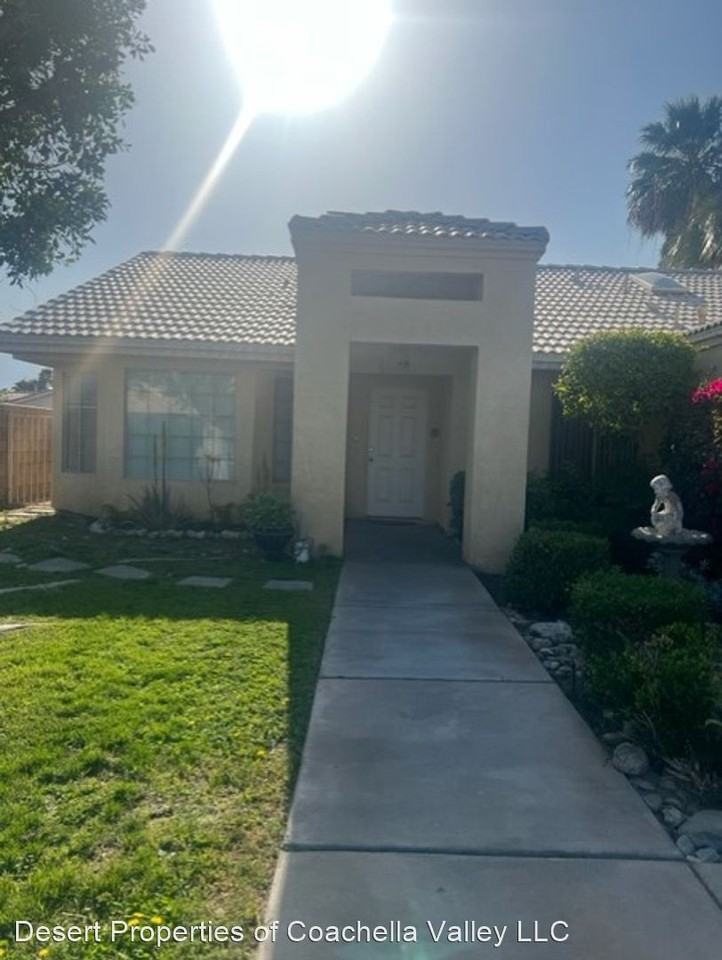 30225 Avenida Juarez - Photo 2 of 26