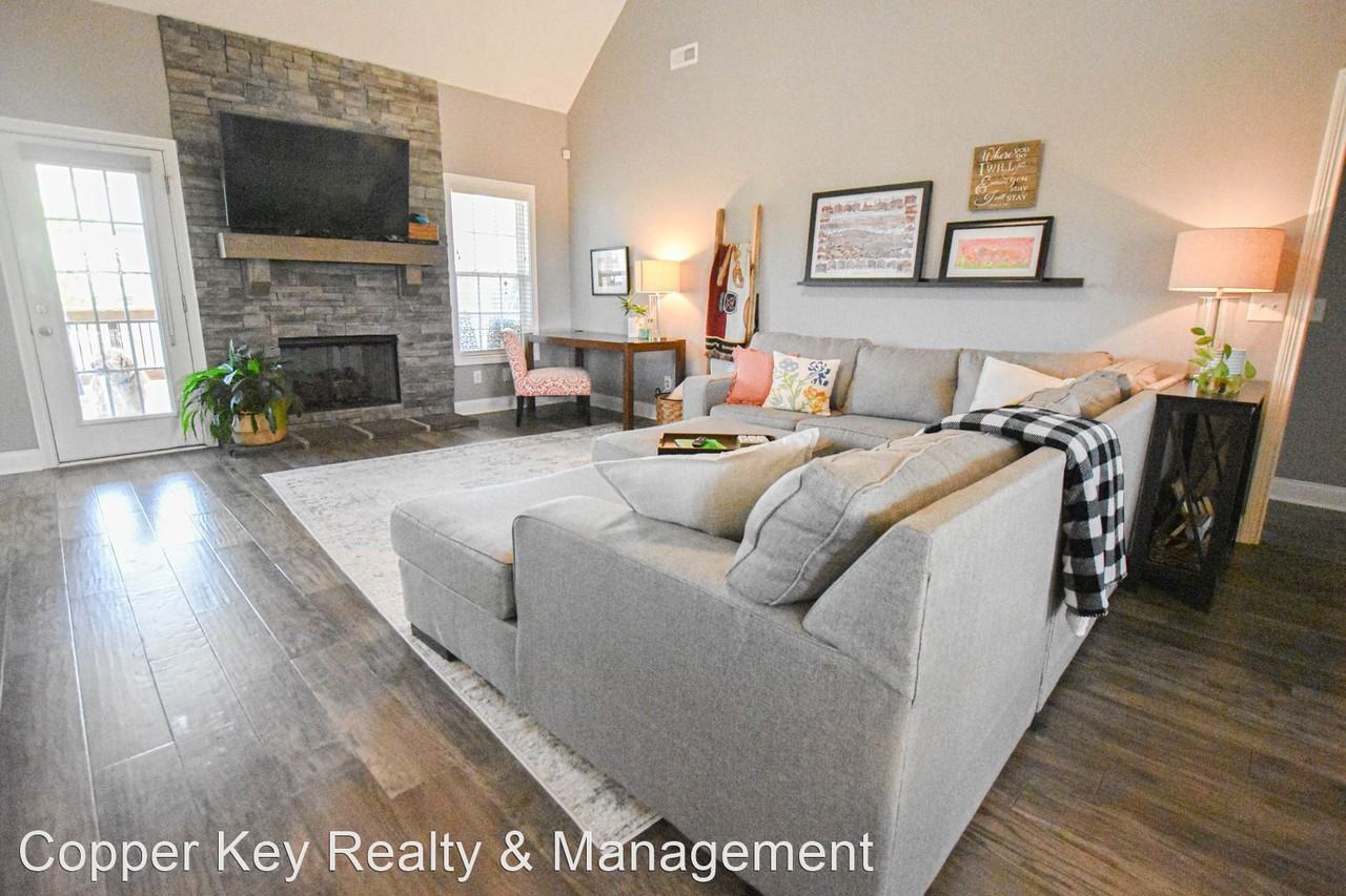 154 Melbourne Dr - Photo 3 of 27