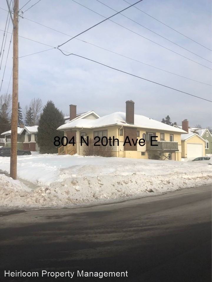 804 N 20th Ave E - Photo 2 of 15