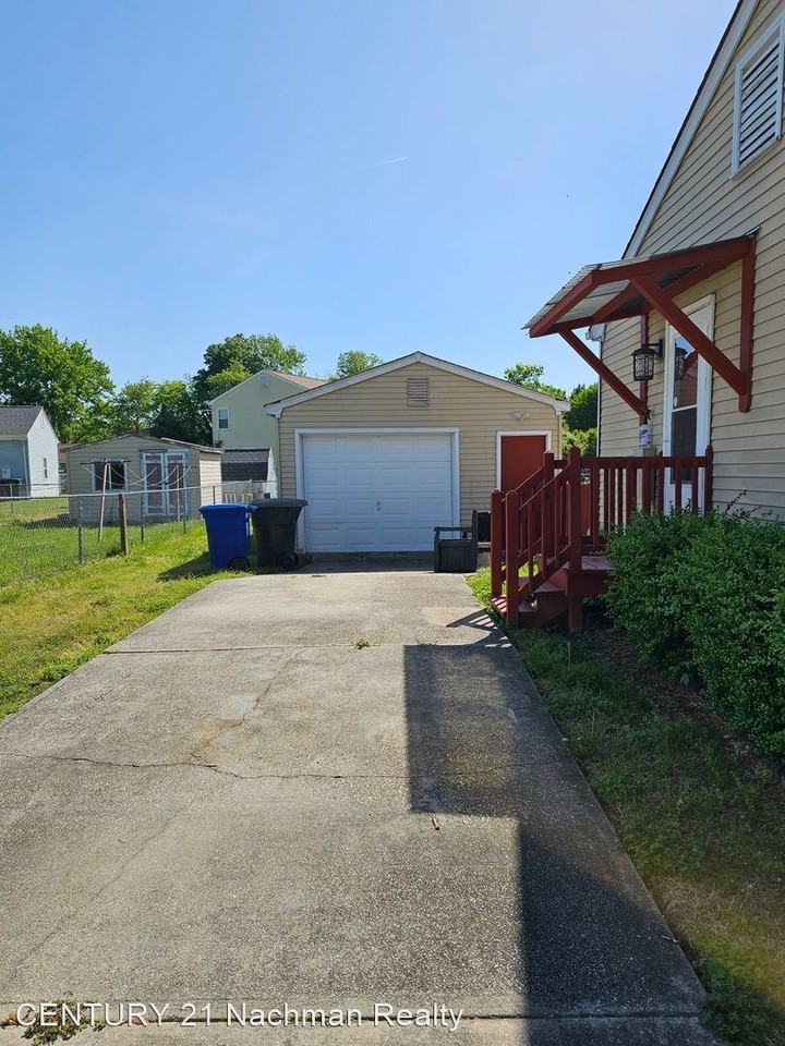 186 Lori Cir - Photo 3 of 27