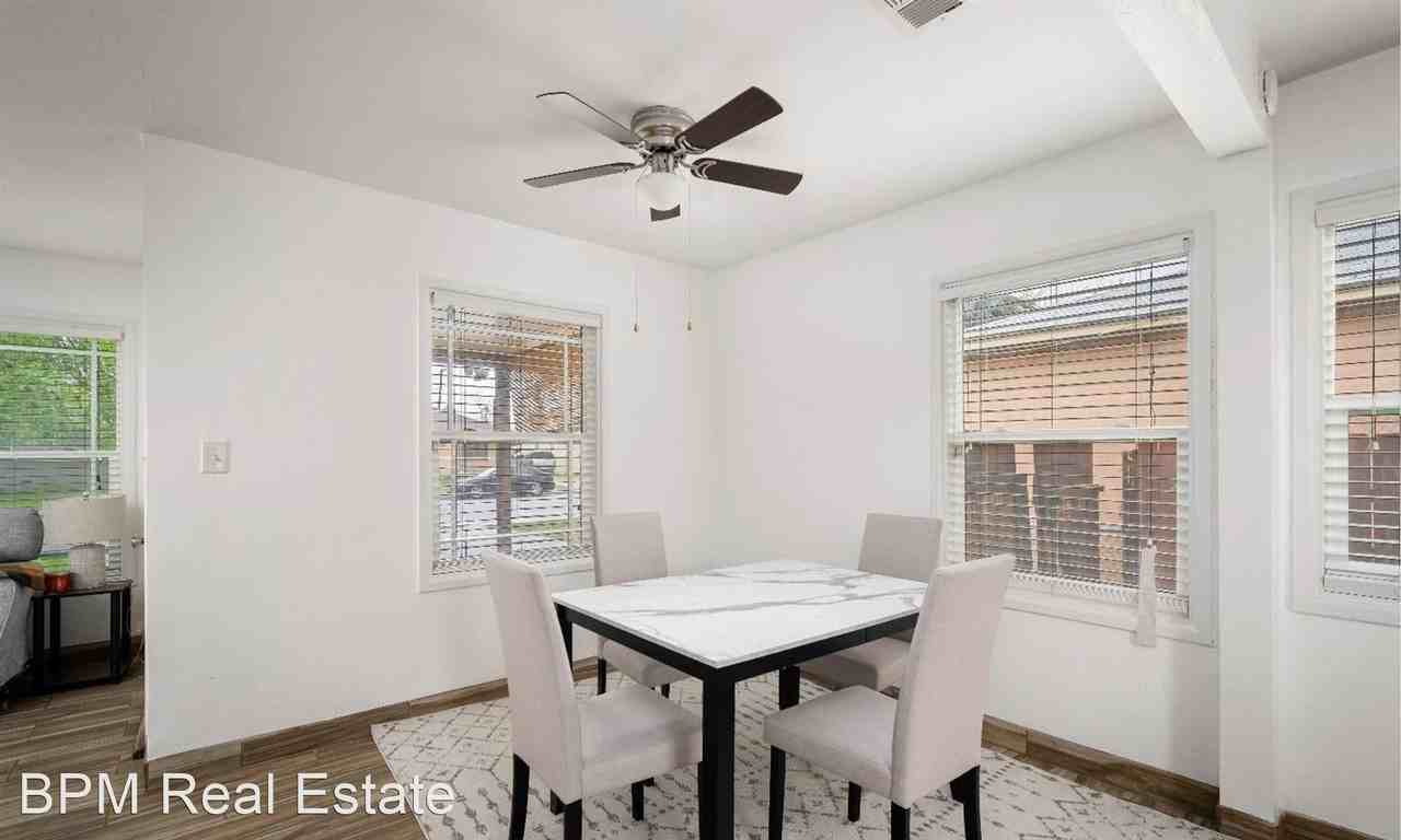 1001 El Rancho Dr - Photo 3 of 14