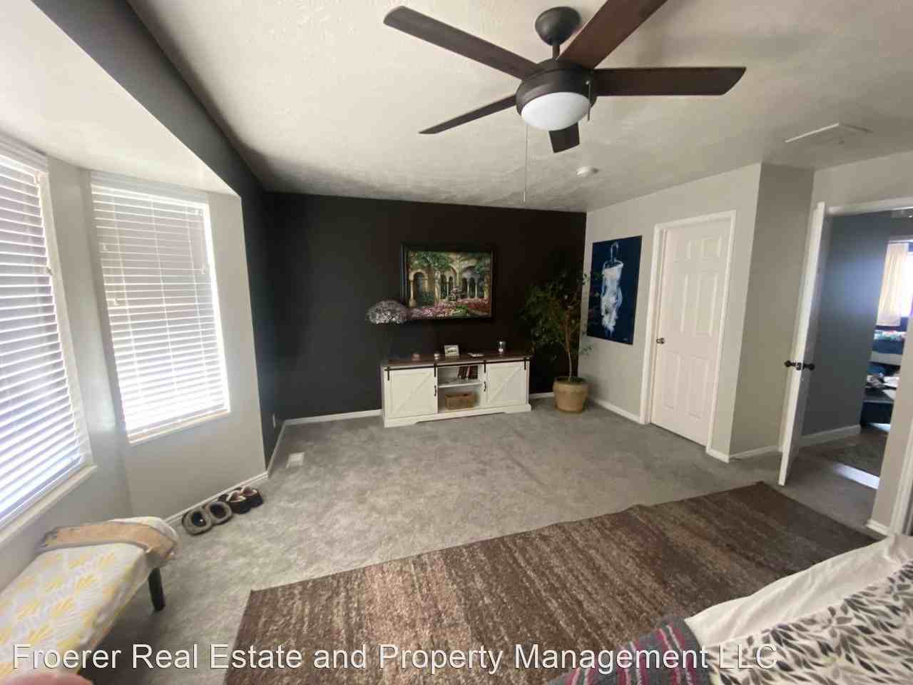 642 W 1425 N - Photo 3 of 20