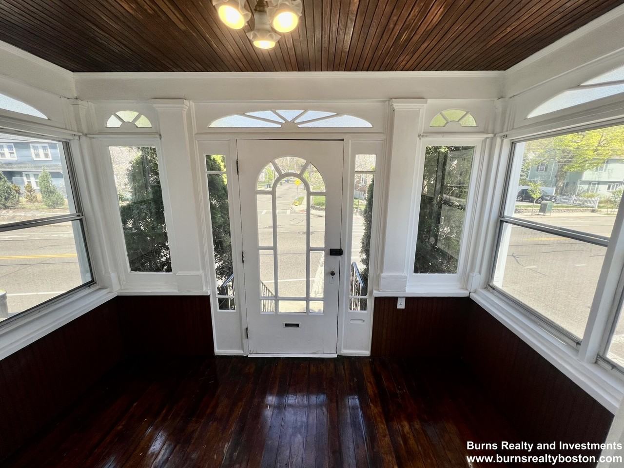 616 Adams St - Photo 2 of 13