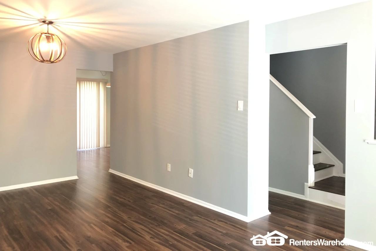 7489 Setting Sun Way - Photo 3 of 46