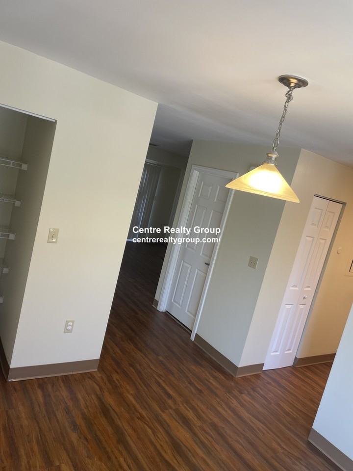 2254 Washington St - Photo 6 of 20