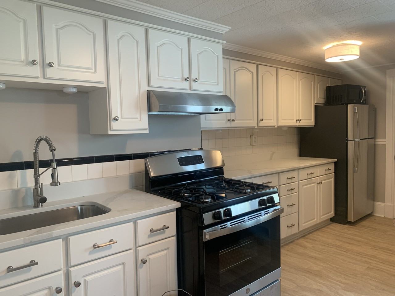 Story St #2 - Photo 5 of 14