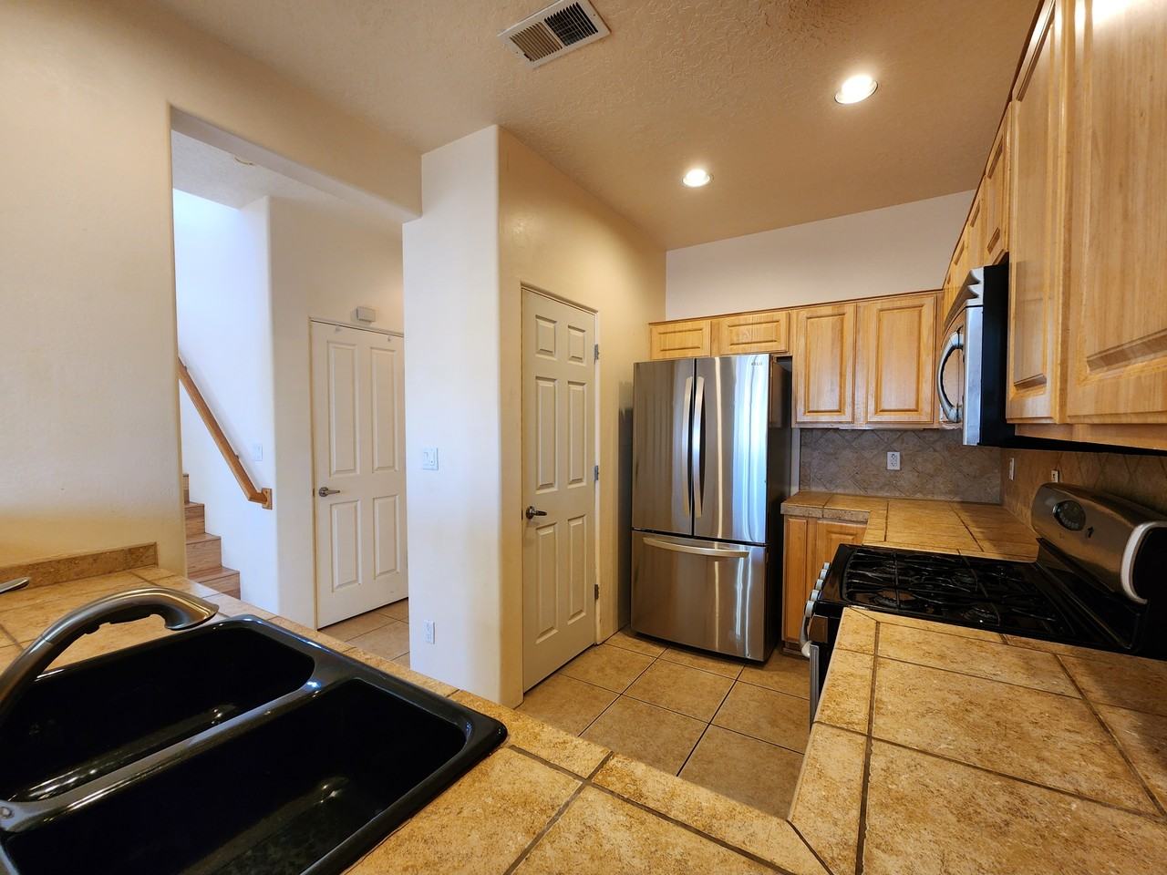 1 Reeds Peak - Photo 2 of 15