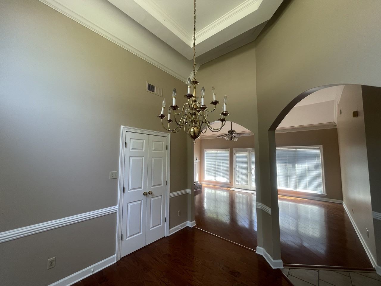 6729 Booth Forrest Dr - Photo 2 of 24