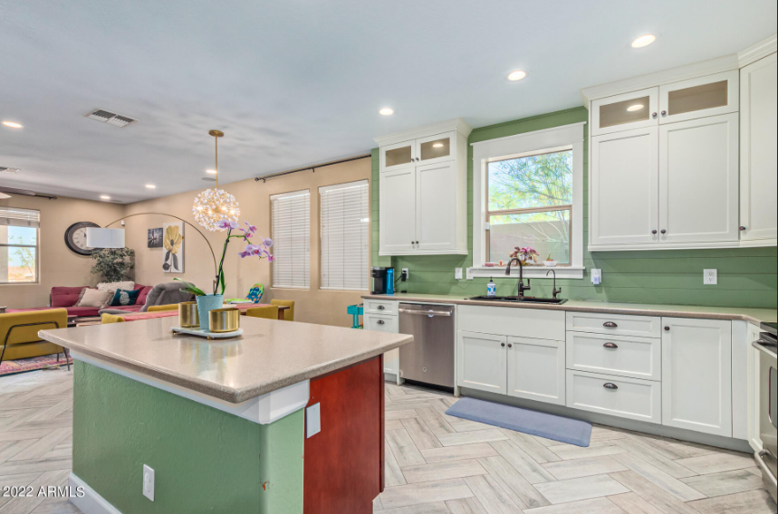 22810 N 17th St - Photo 3 of 38