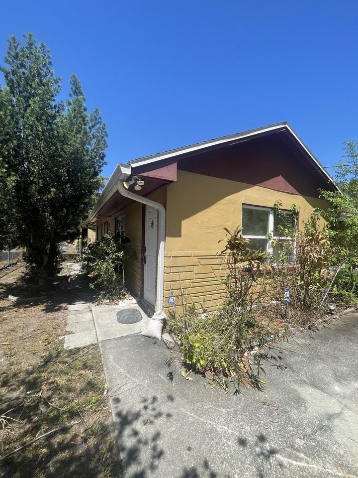 10014 N Jasmine Ave #A - Photo 2 of 15