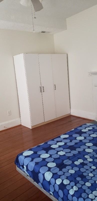 W 27th St - Photo 4 of 12