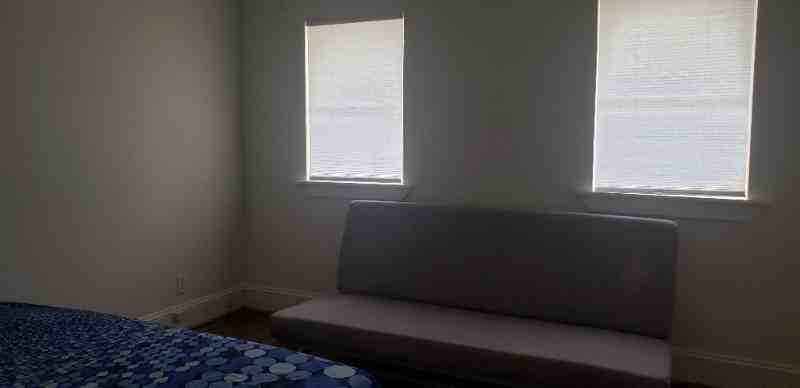 W 27th St - Photo 5 of 12