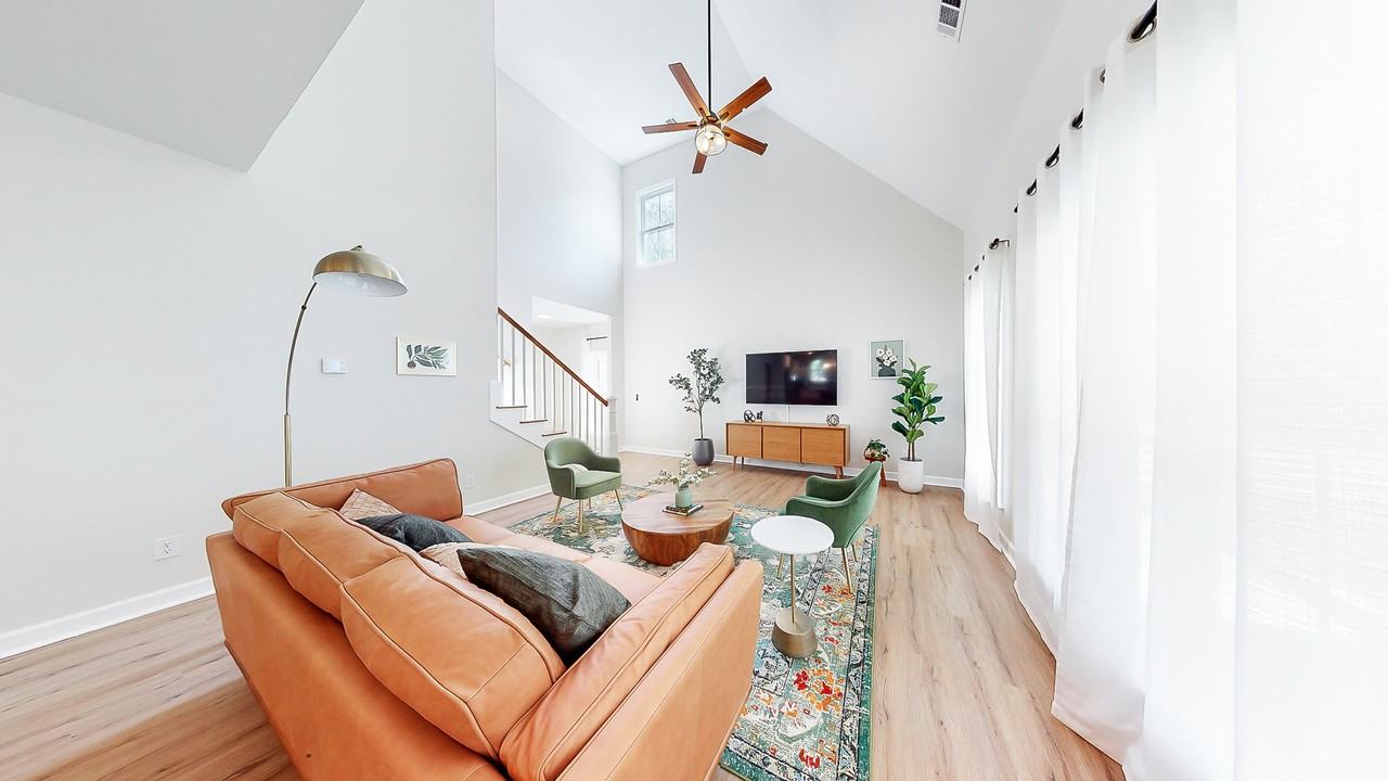 1212 E 72nd St #NA - Photo 2 of 20