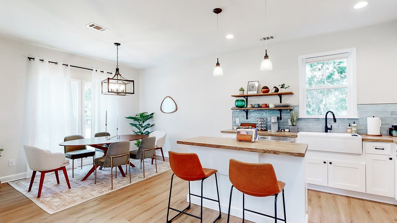 1212 E 72nd St #NA - Photo 3 of 20