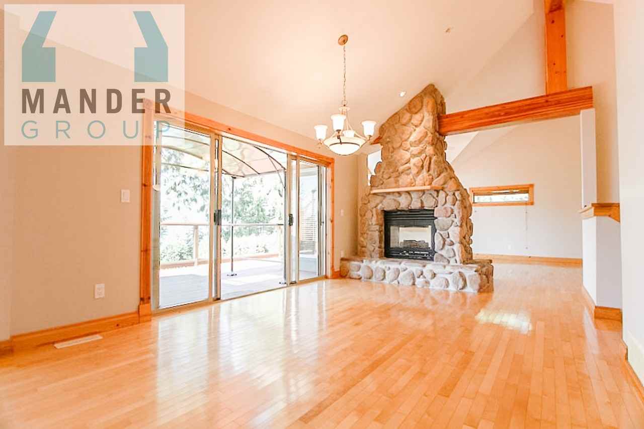 208 Furry Creek Drive - Photo 7 of 20