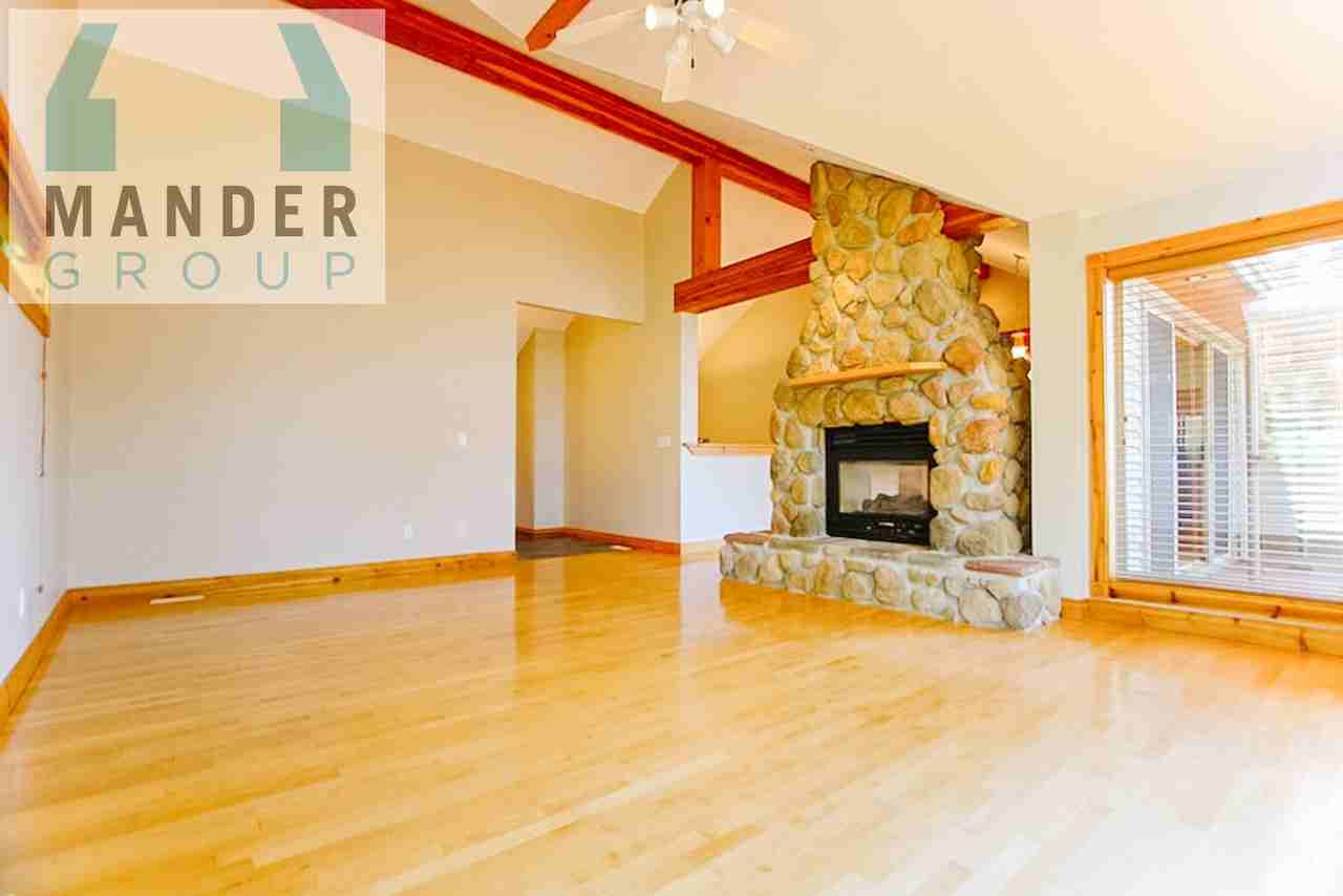 208 Furry Creek Drive - Photo 6 of 20