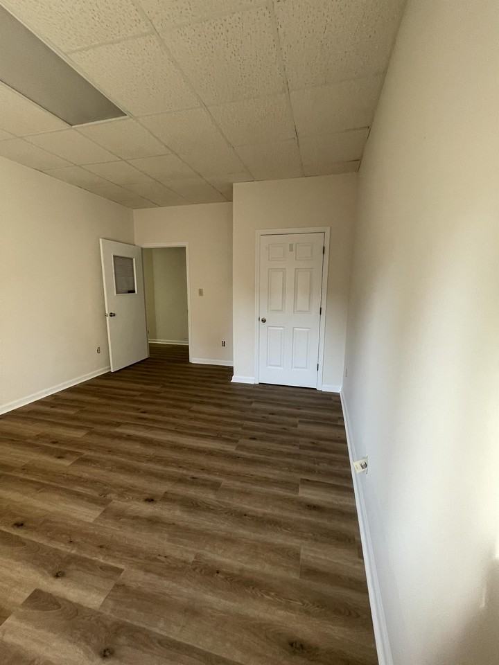 126 Seaboard St Unit 3 #3 - Photo 3 of 3