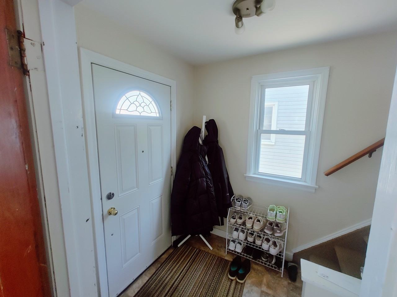 401 MacDonnell Street - Photo 2 of 24