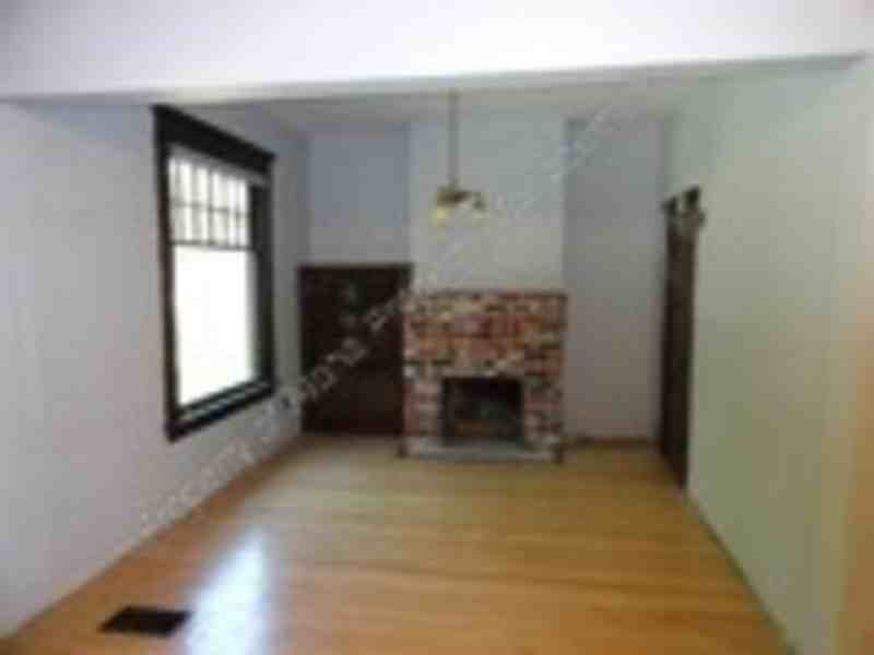 1416 N 11th St - Photo 5 of 10