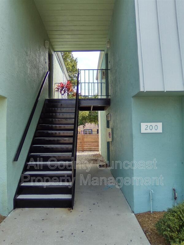 7450 35th St N #901 - Photo 3 of 4