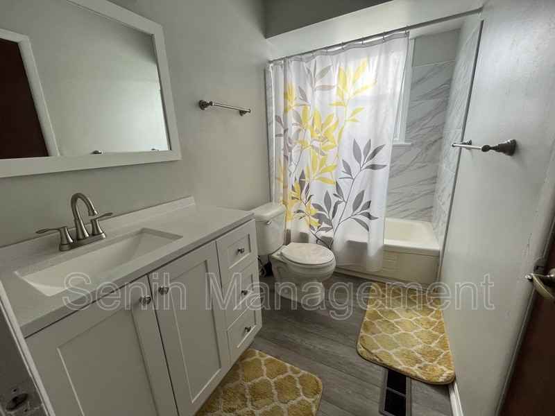 3302 Greenfield Rd - Photo 7 of 15