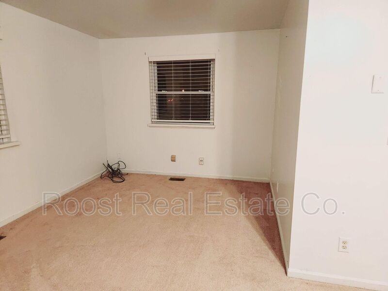 2406 Red Coach Dr - Photo 2 of 7