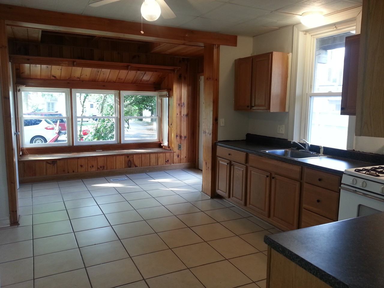 143 Main St - Photo 2 of 6