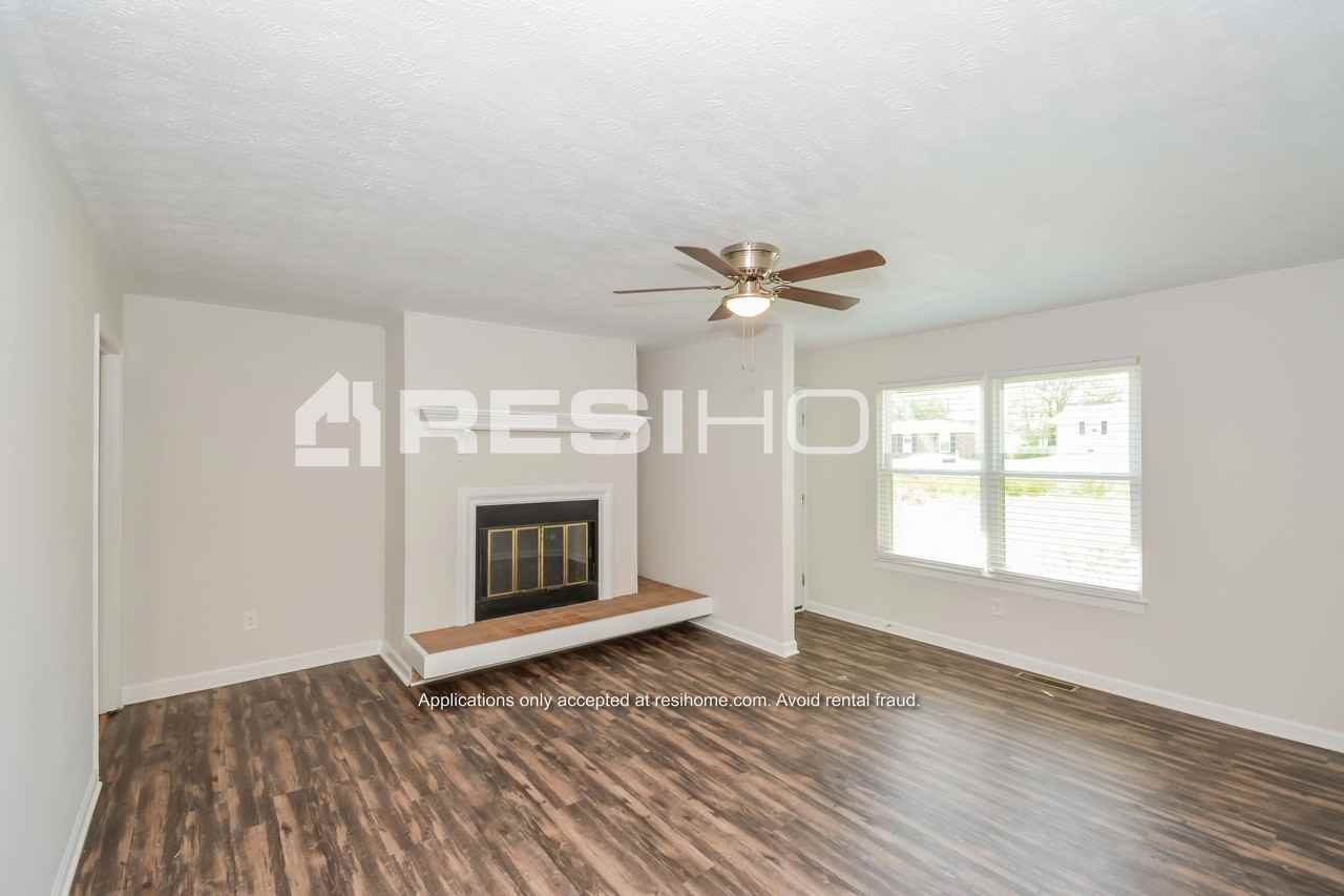 4405 Andrew Jackson Pkwy - Photo 3 of 18