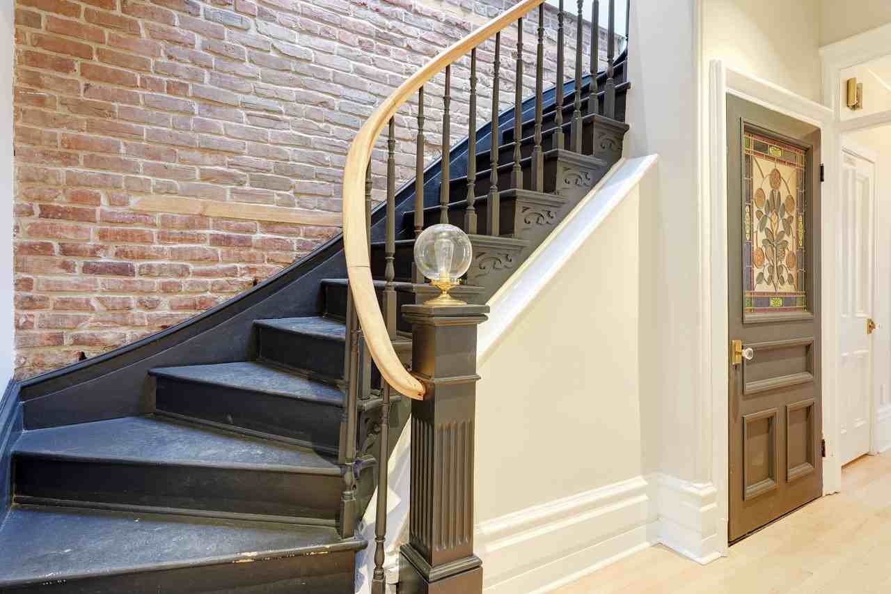 3577 Rue Aylmer - Photo 2 of 30