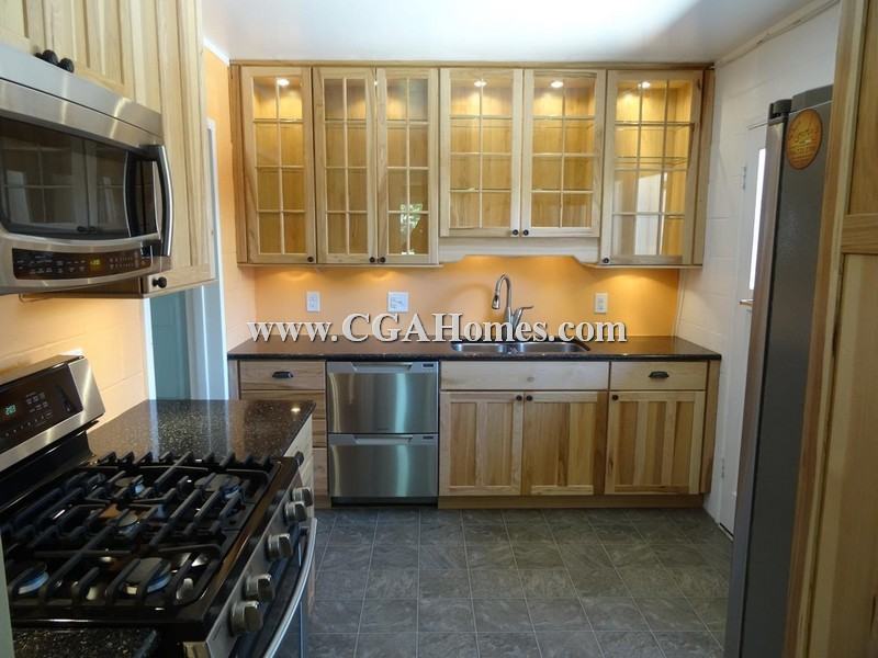 4826 61st St - Photo 3 of 20