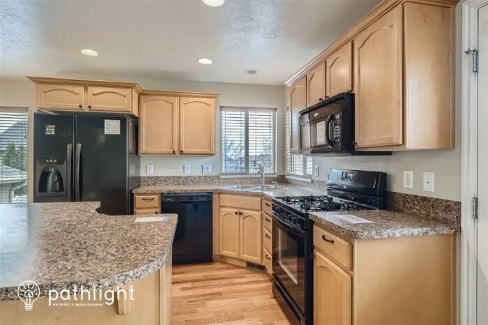 2555 N 2675 W - Photo 3 of 20