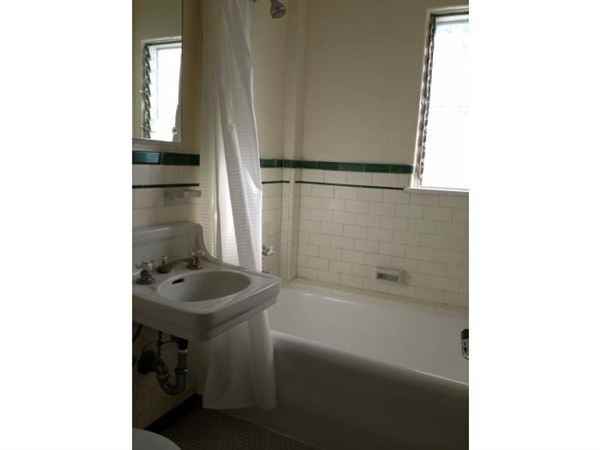 1817 Hillcrest Rd - Photo 3 of 7