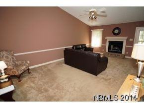 214 Lakemere Dr - Photo 3 of 14