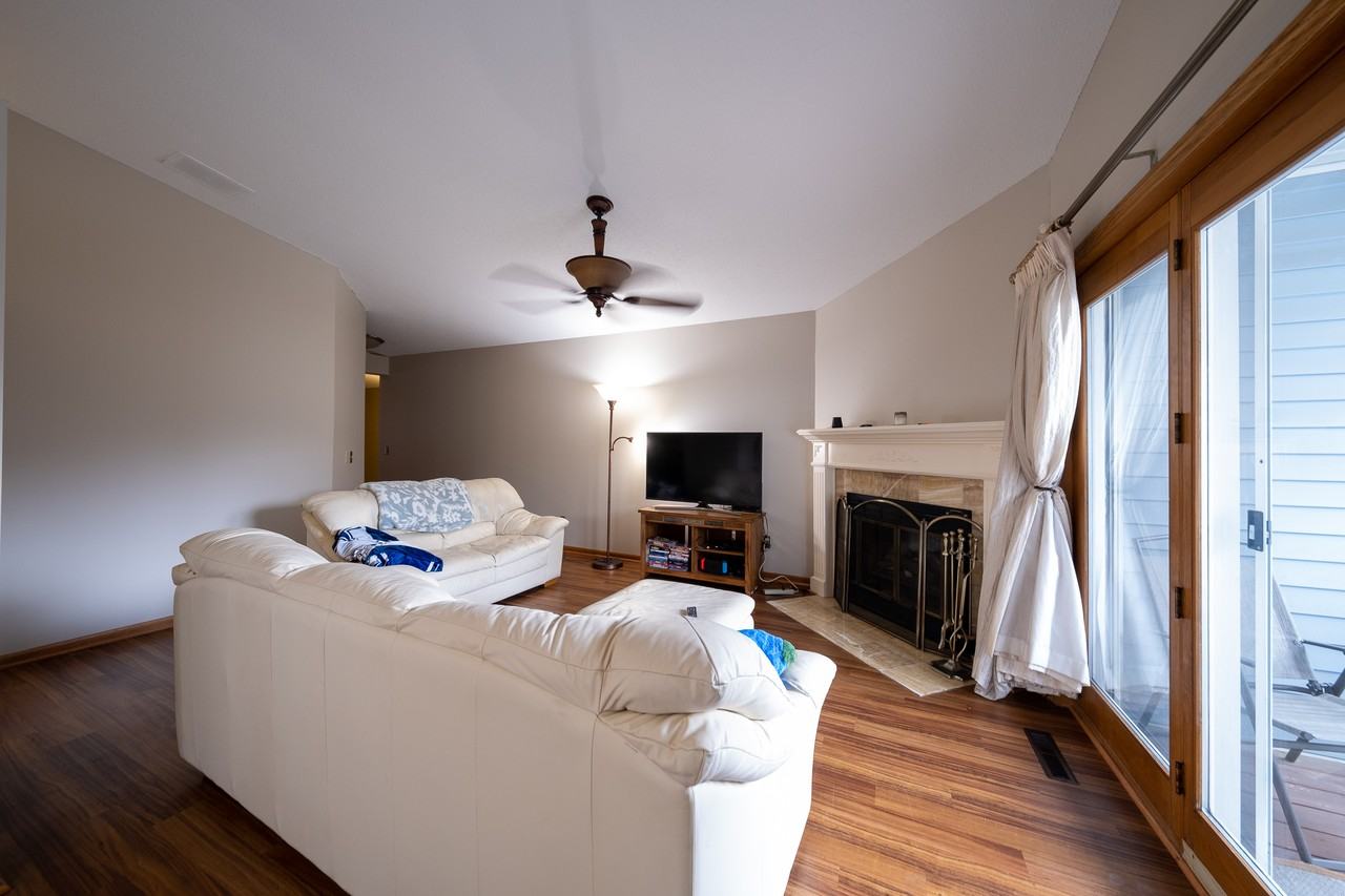 5302 Highpointe Dr #1 - Photo 4 of 18