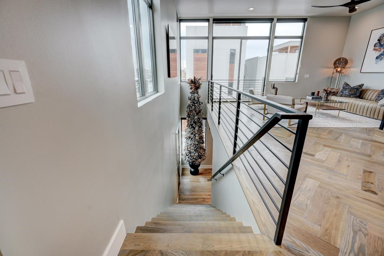 819 Northwest 6th Street #1 - Photo 7 of 37