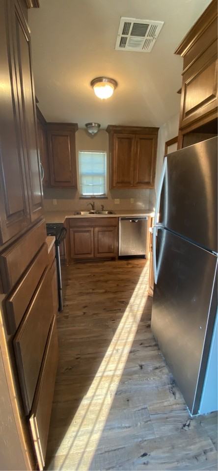 408 Boston St #1 - Photo 7 of 26