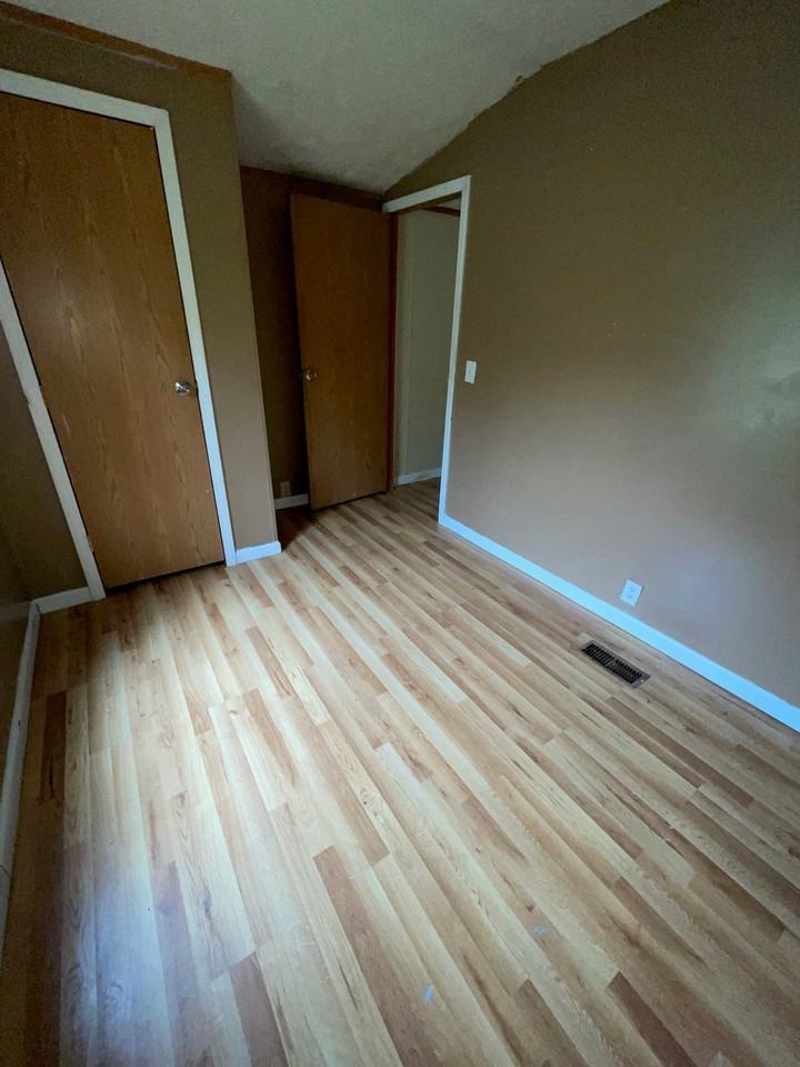 395 Memory Ln #1 - Photo 6 of 13