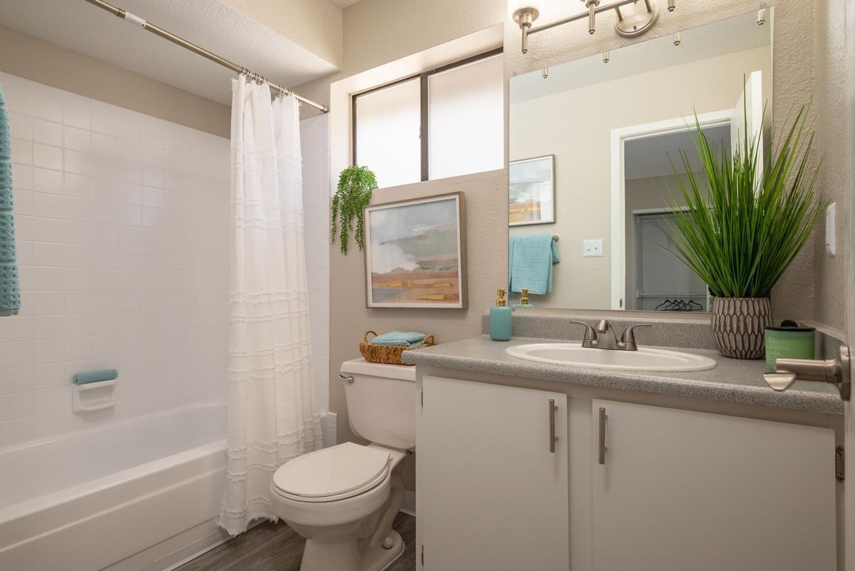 4816 Mcmahon Blvd Nw - Photo 5 of 28