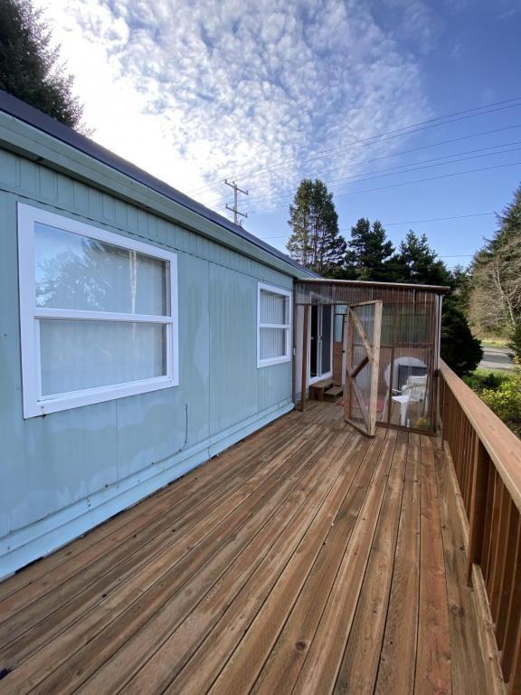 515 Ne Starr Creek Dr - Photo 2 of 50