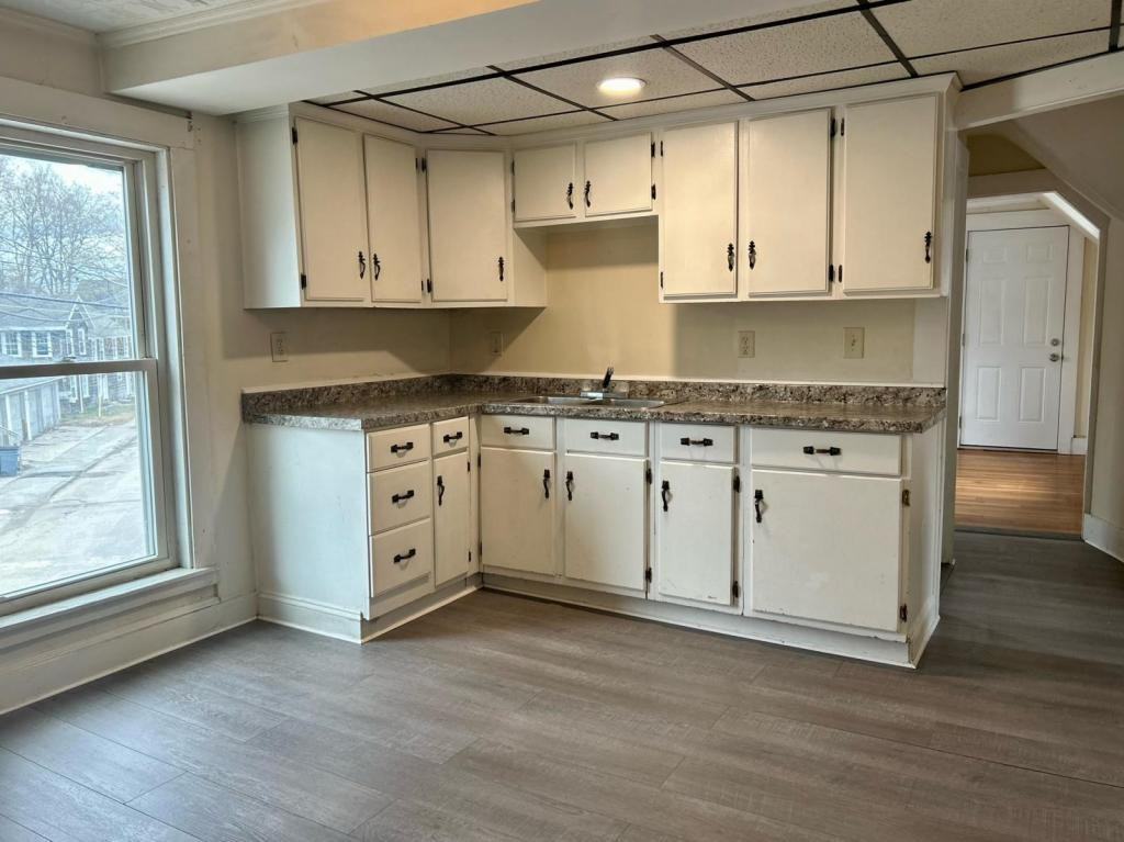 67 Goff St - Photo 2 of 23