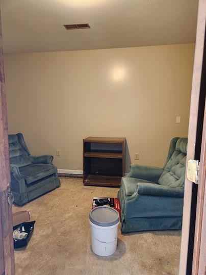 1406 Main St E - Photo 3 of 7