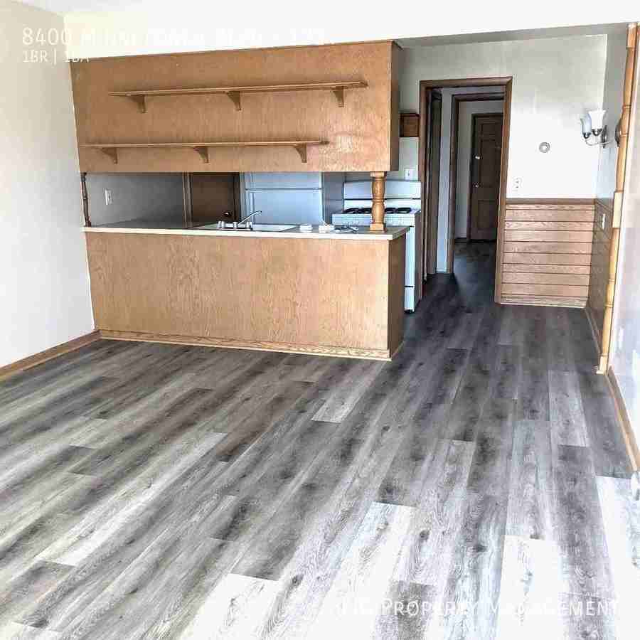 8400 Minnetonka Blvd #122