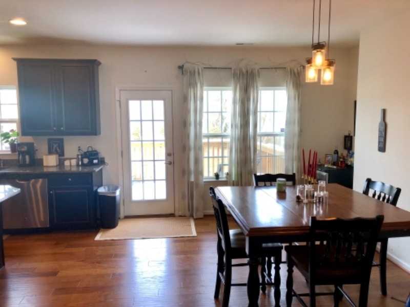 39 Wallace Rd - Photo 3 of 26