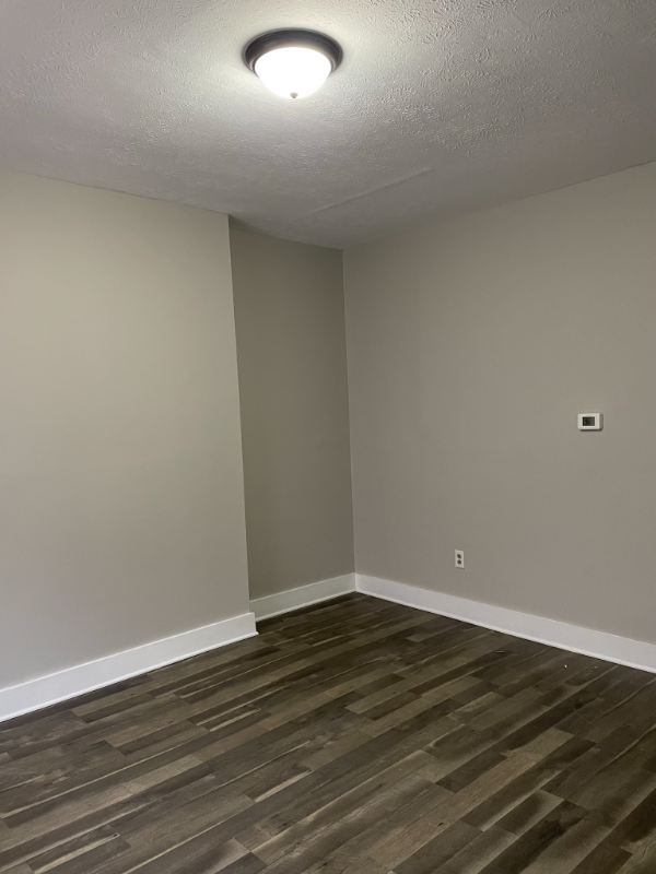 990 N 9th St #990 - Photo 5 of 16