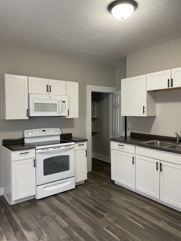 990 N 9th St #990 - Photo 6 of 16