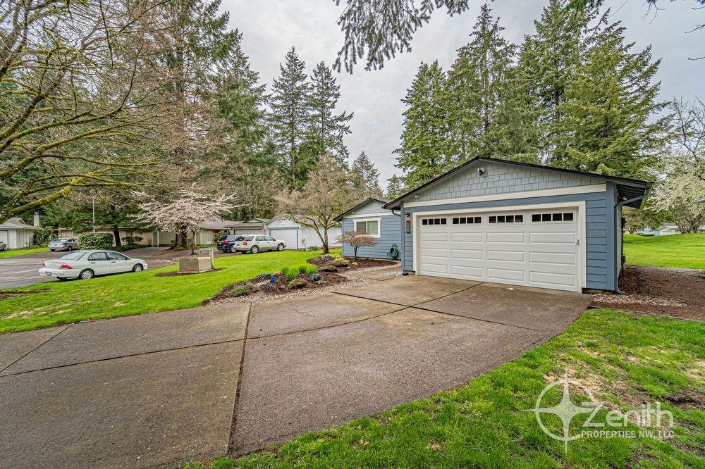 812 Ne 130th Ct - Photo 3 of 39