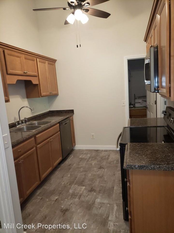 1321-1327 Spring Valley Ln; 726-728 13th Ave NW - Photo 3 of 8